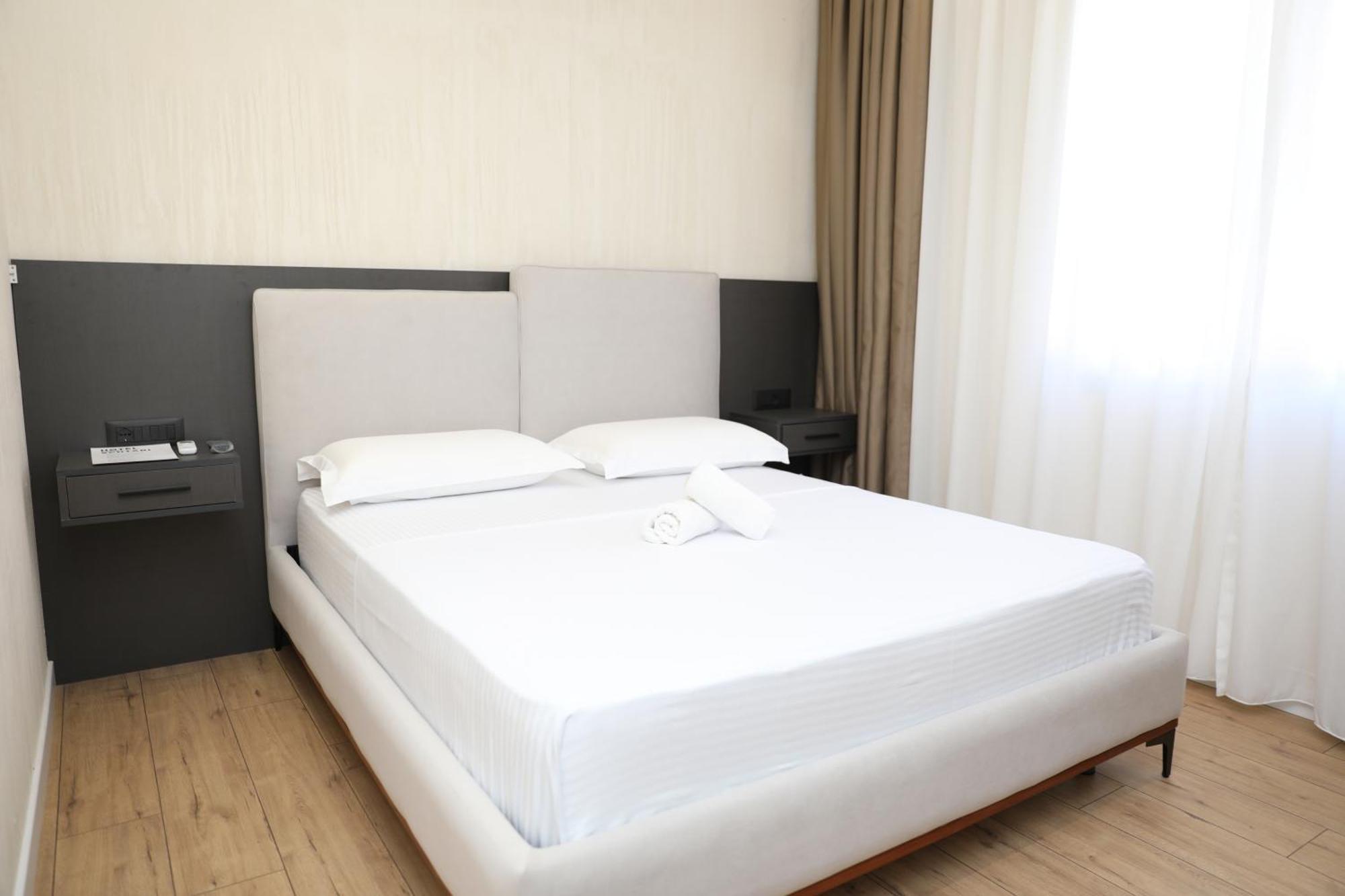 שקודר Hotel Scutari מראה חיצוני תמונה